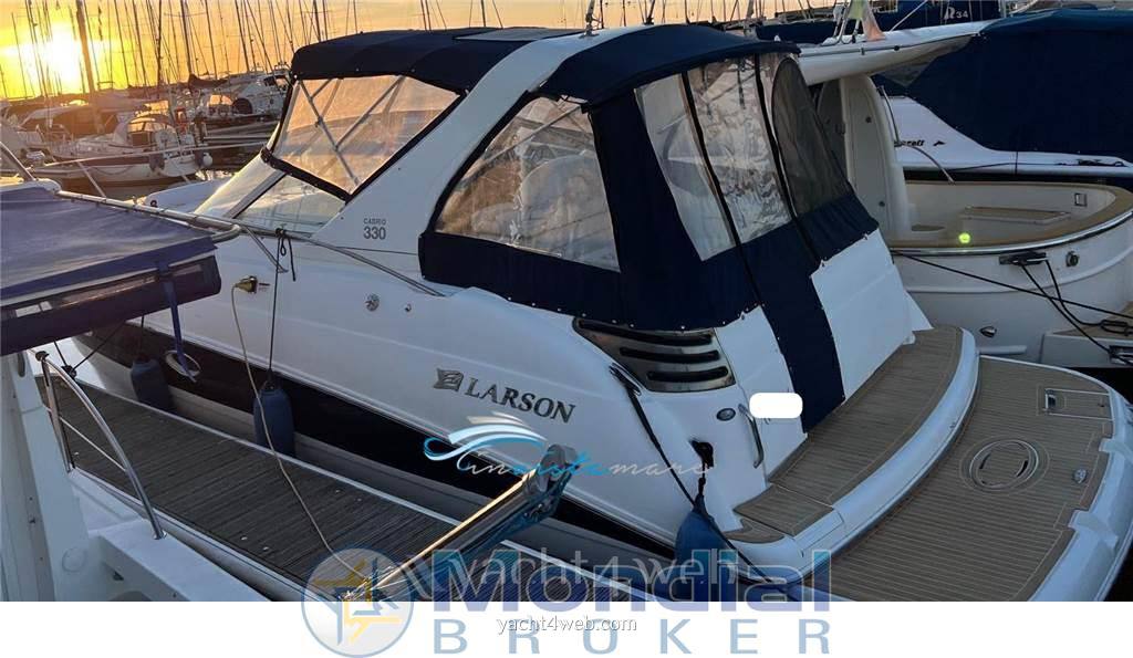 Larson boats Cabrio 330 bateau à moteur