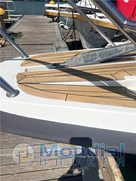 Nimbus 370 coupe 班车