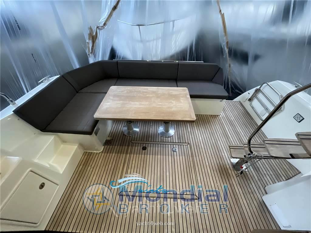 Jeanneau Prestige 460 fly Barco a motor usado para venda