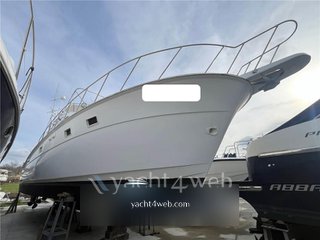 Hatteras 43