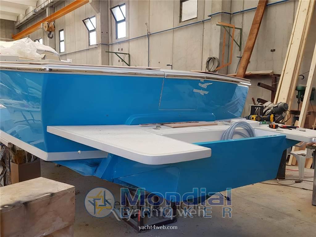 Bertram yacht 25' open