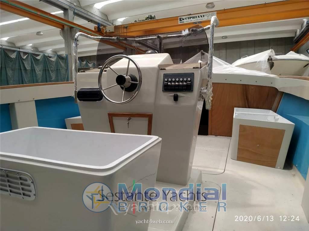 Bertram yacht 25' open