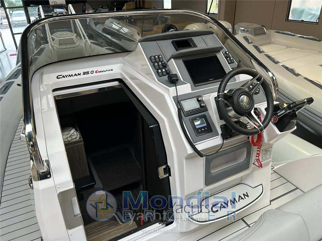 Ranieri international Cayman 35 excutive