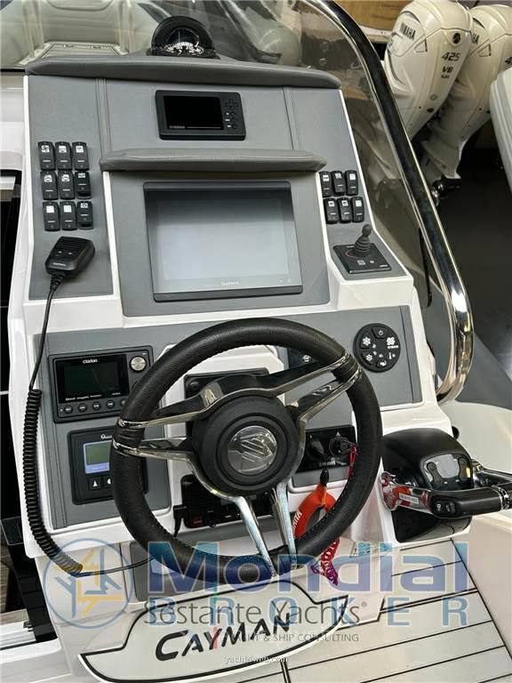 Ranieri international Cayman 35 excutive