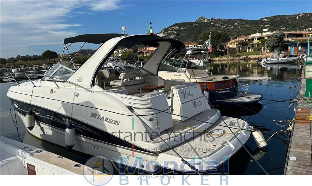 Larson boats Cabrio 330
