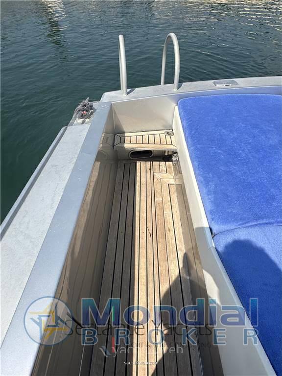 Magnum marine Magnum 53' sport 一天巡洋舰 使用