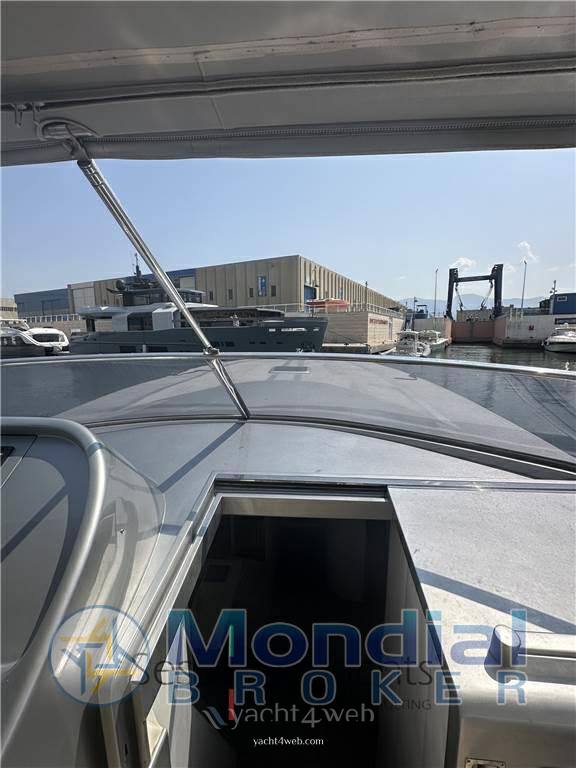 Magnum marine Magnum 53' sport 一天巡洋舰