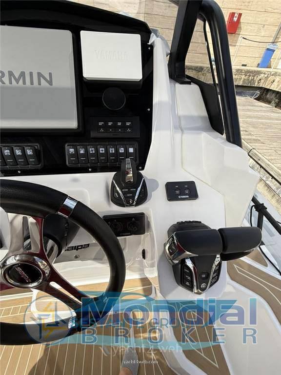 Salpa 33 soleil Gommone