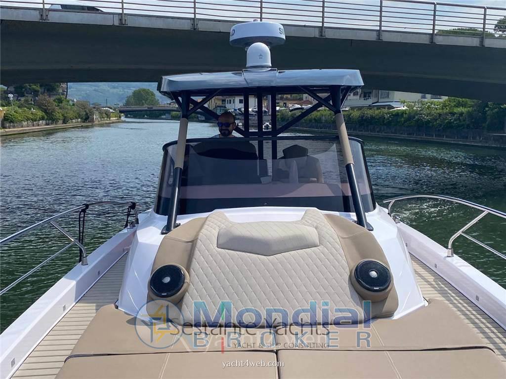 Ranieri international Next 370 sh Autres