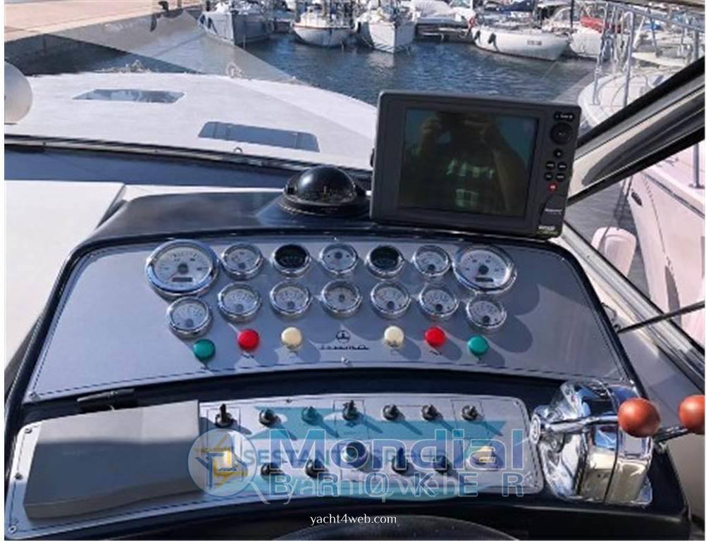 Itama 45 barca a motore