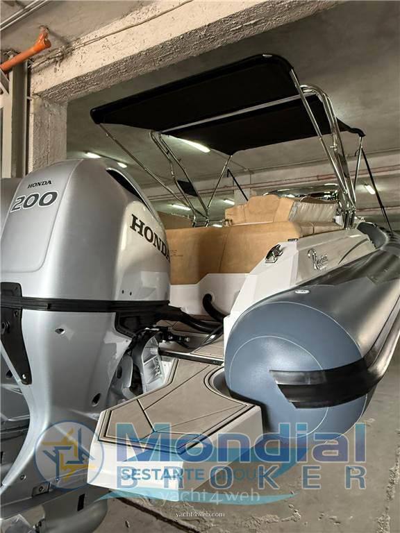 Ranieri international Cayman 27 sport touring 