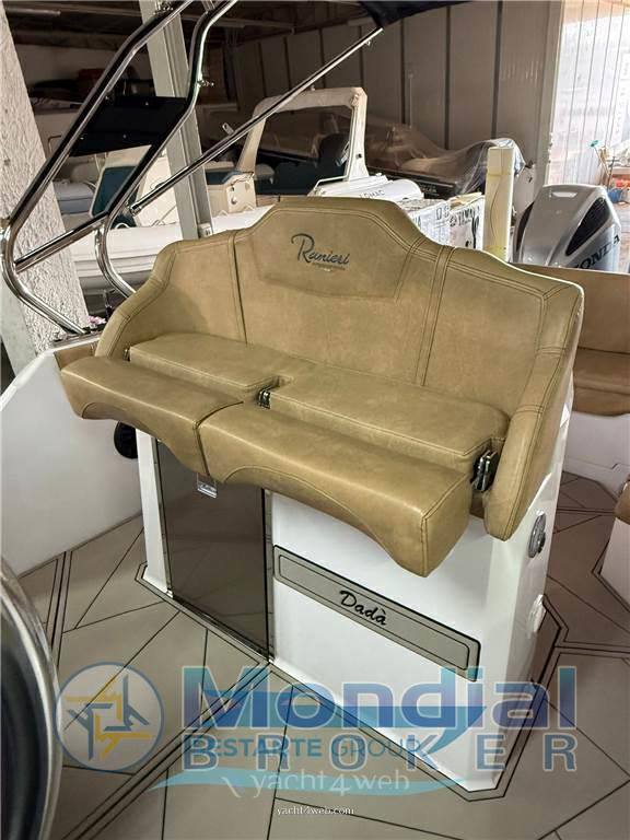 Ranieri international Cayman 27 sport touring используется