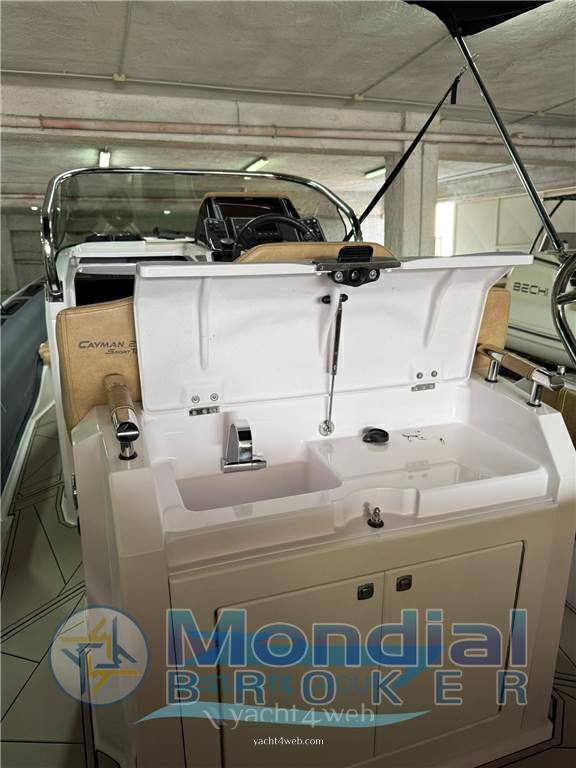 Ranieri international Cayman 27 sport touring Надувная используется