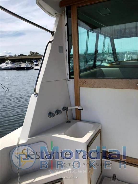 Riviera marine 35 convertible 0