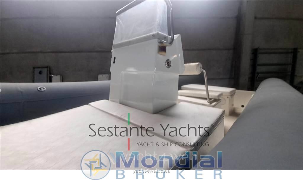 Novamarine Hd 700 Gommone usato