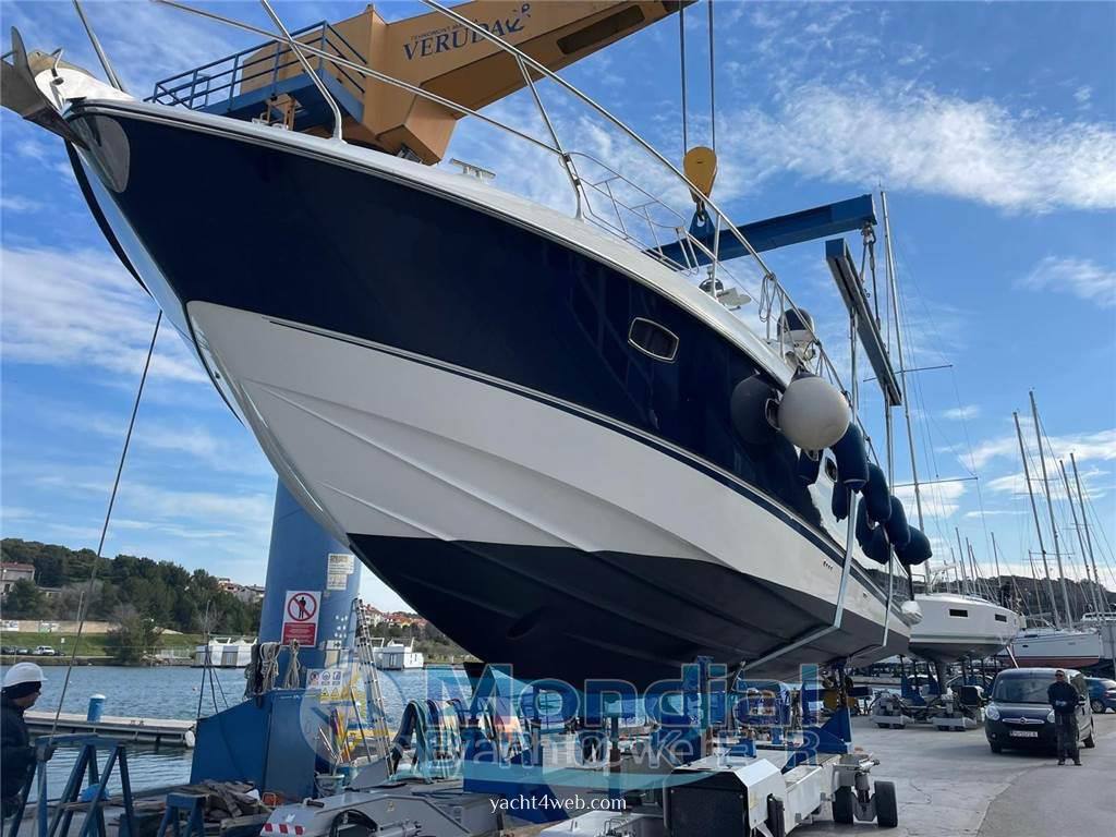 Fairline Targa 47 Моторная лодка