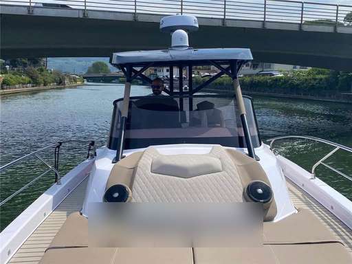 Ranieri international Ranieri international Next 370 SH