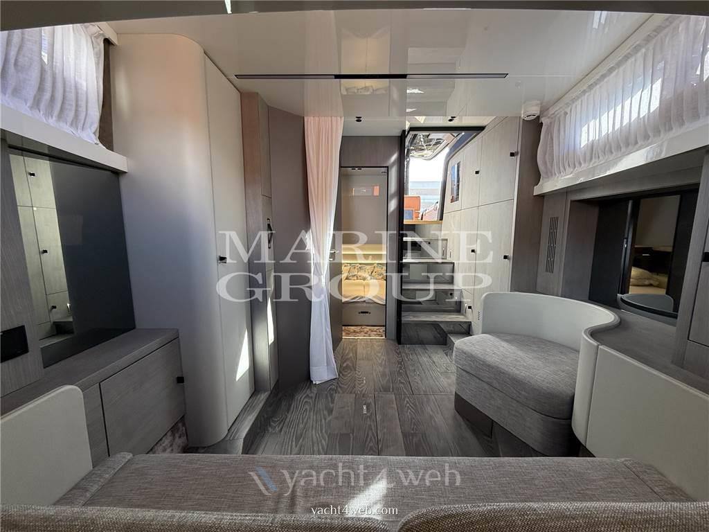 Cranchi A 46 luxury tender