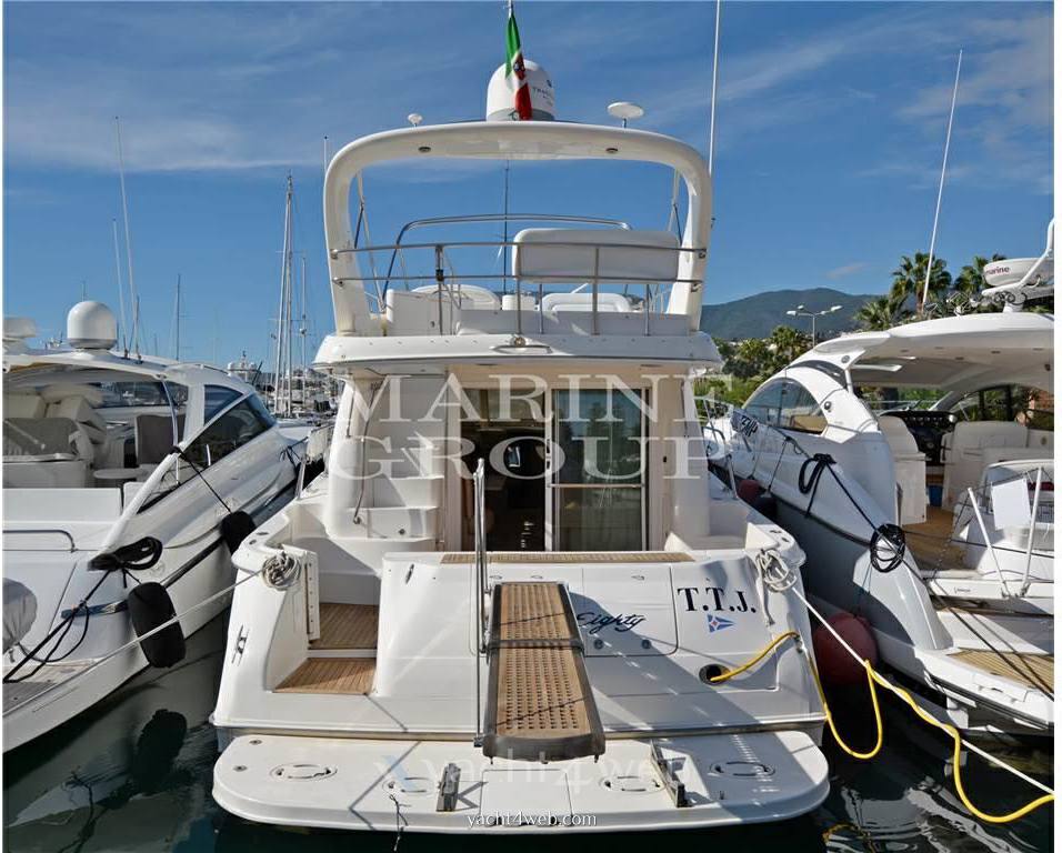 Sea ray 480 sedan bridge