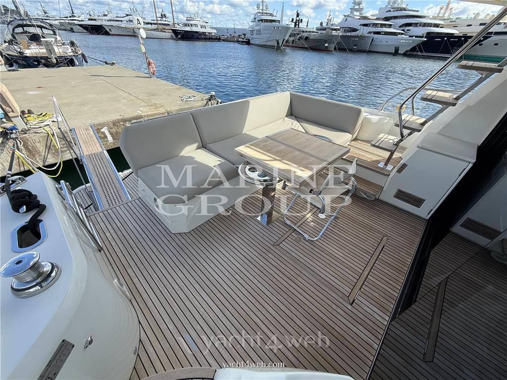 Prestige 520 Flybridge