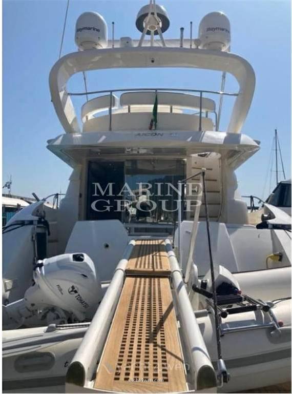 Aicon 56 fly Barca a motore usata in vendita