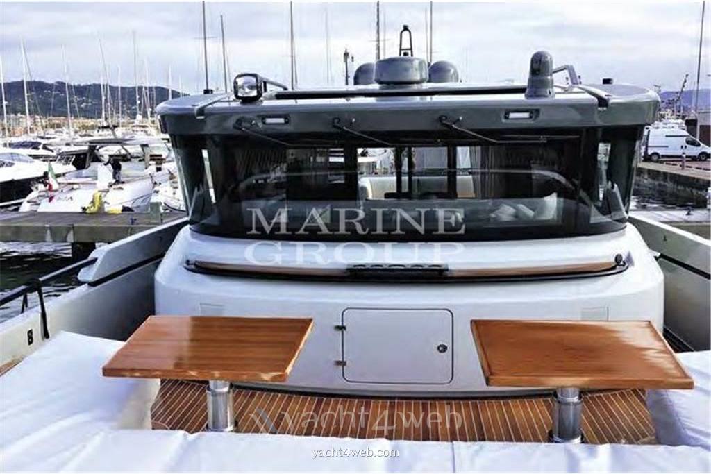 Bluegame Bgx60 barca a motore