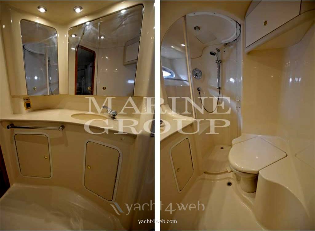 Sea ray 480 sedan bridge Barca a motore usata in vendita