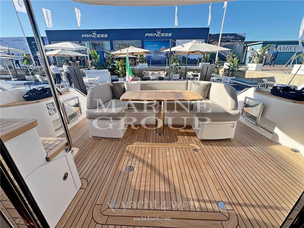 Princess yachts F50 barco de motor