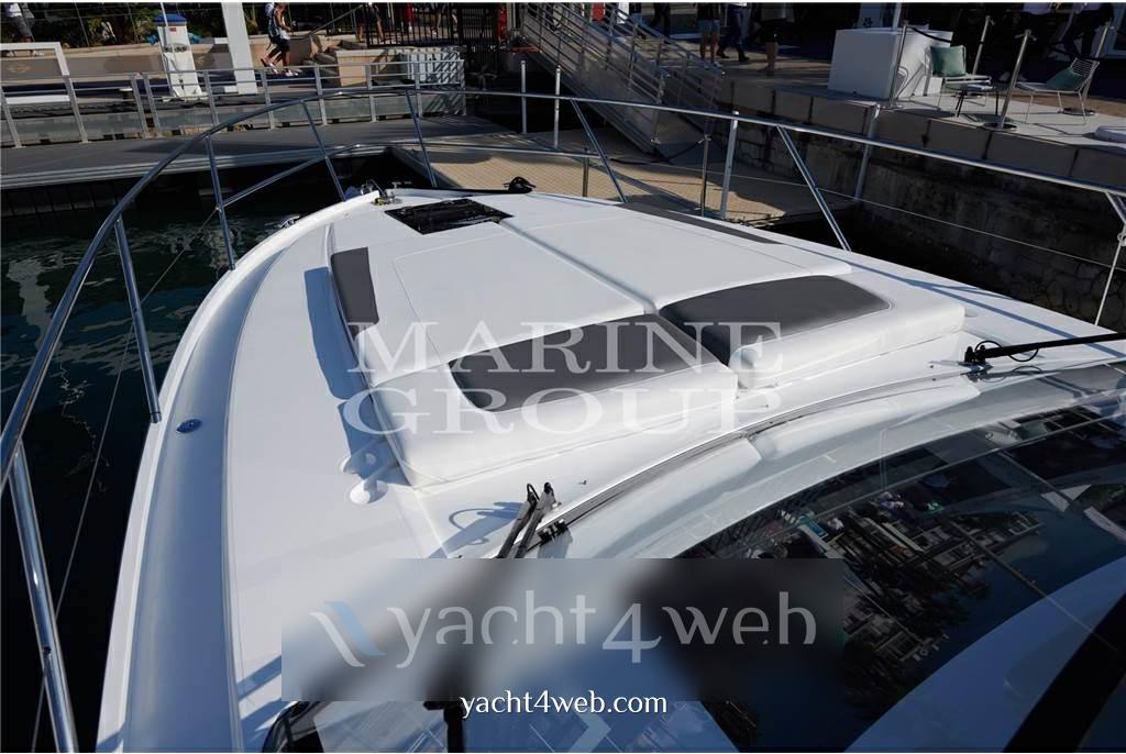 Princess yachts V40 motor boat