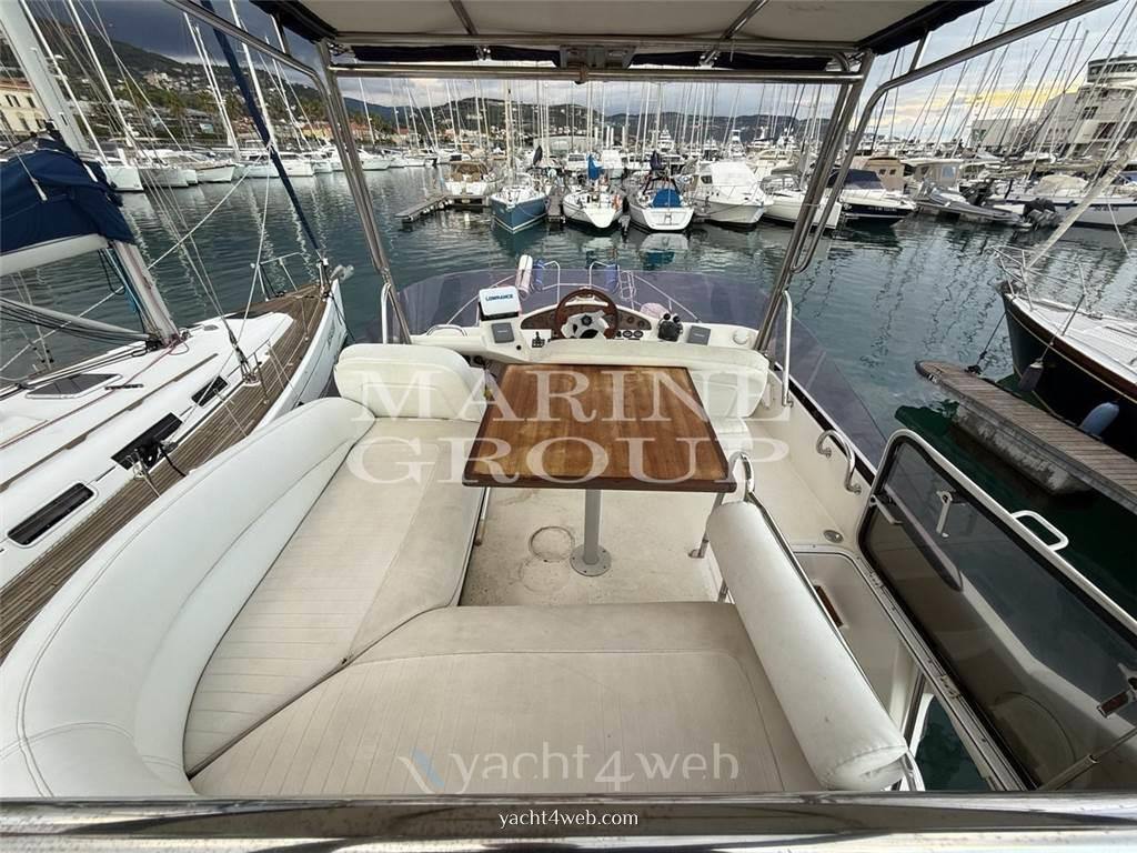 Galeon 330 fly barca a motore