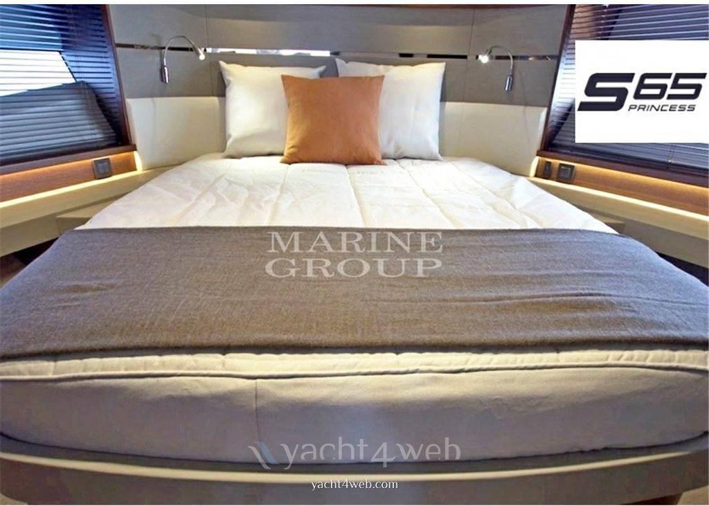 Princess yachts S65 Photo