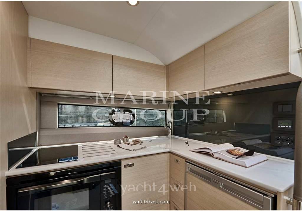 Princess yachts V40 0