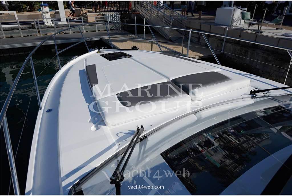 Princess yachts V40 bateau à moteur