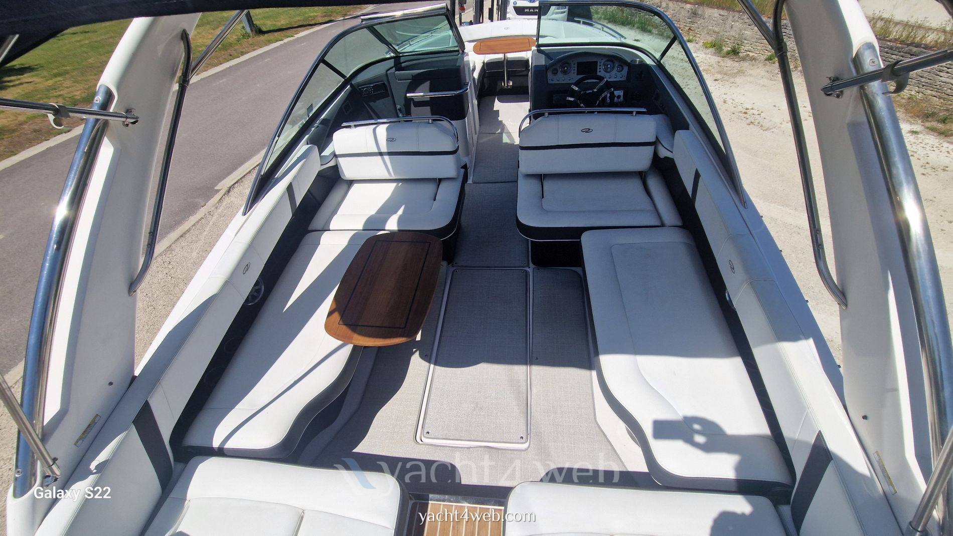 Regal 2800 Motorboot