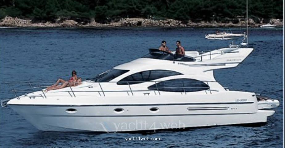 Azimut 42 fly