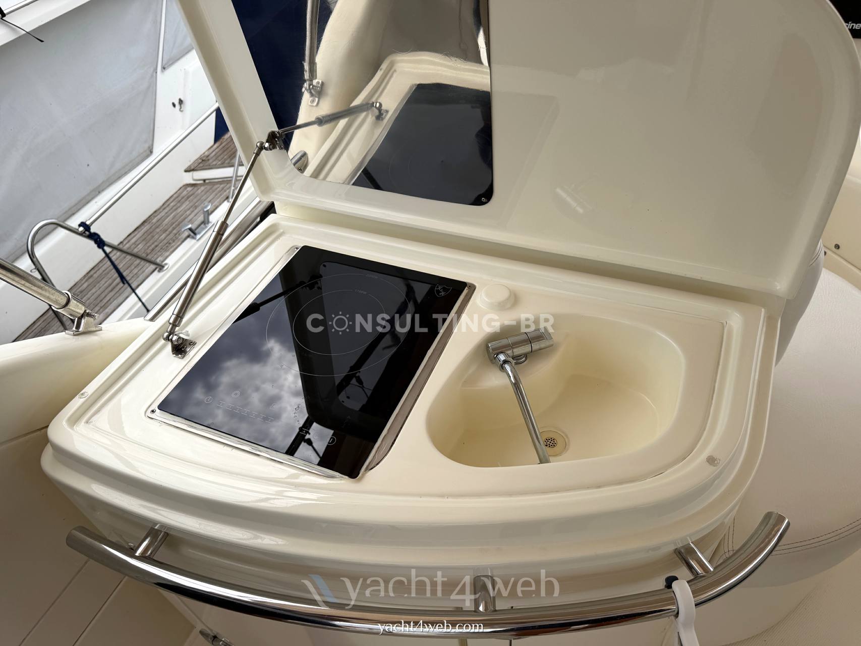Azimut 50 fly