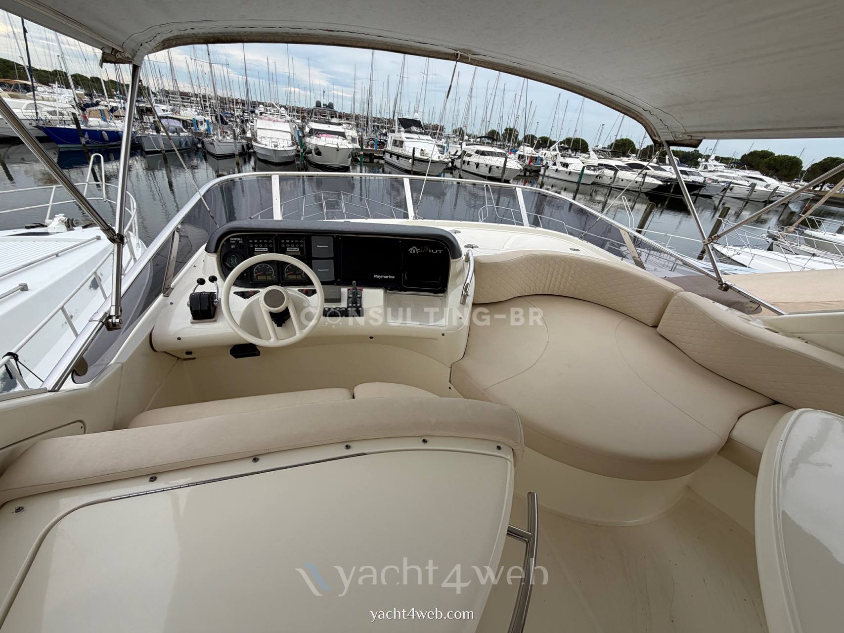 Azimut 55 fly