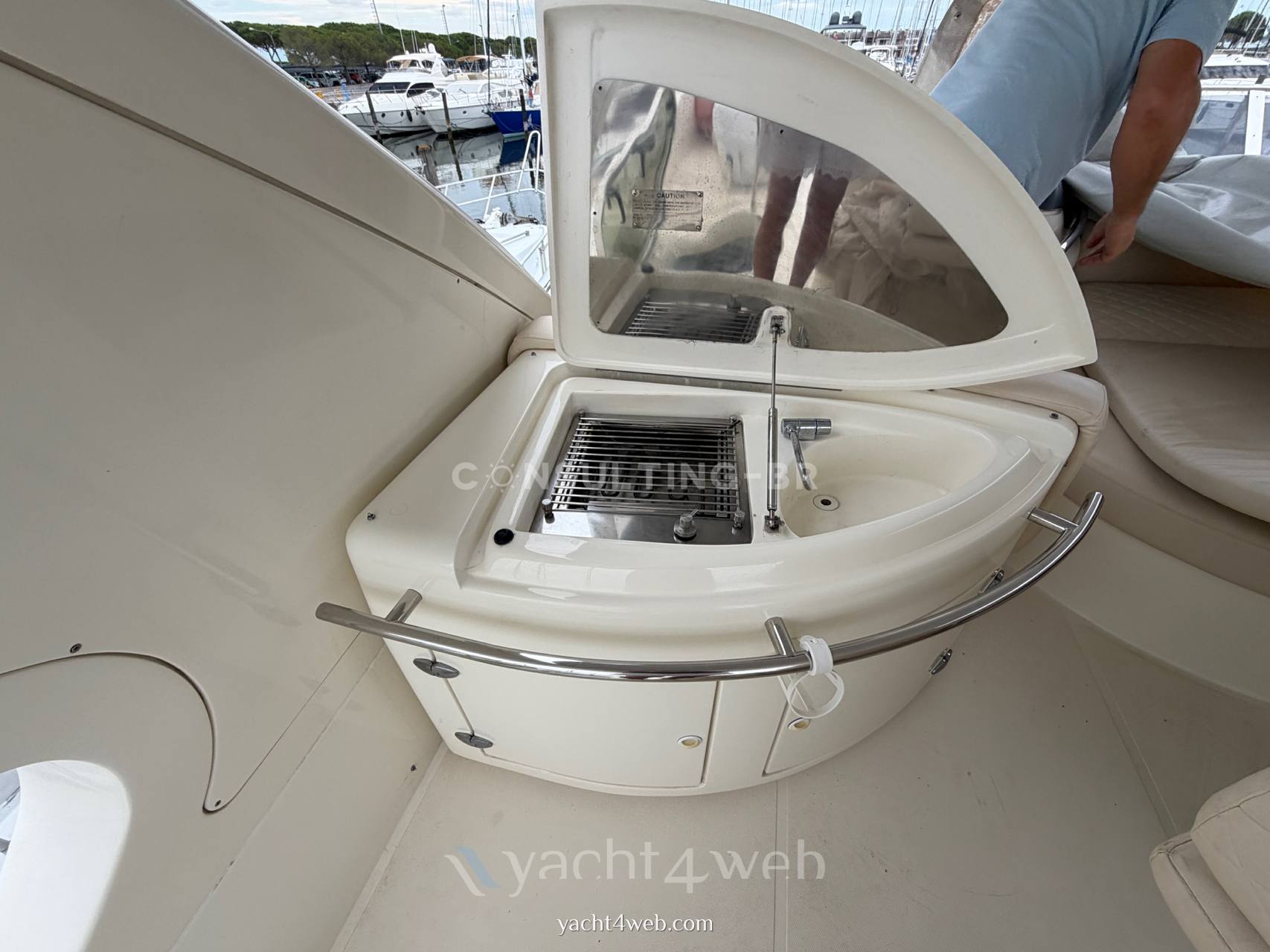 Azimut 55 fly