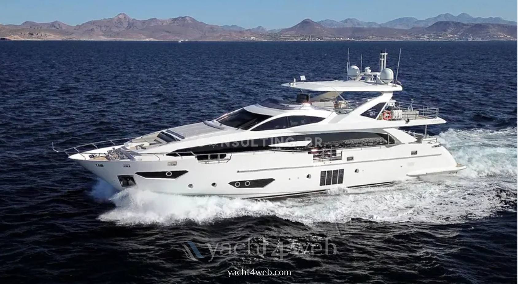 Azimut Grande 30M