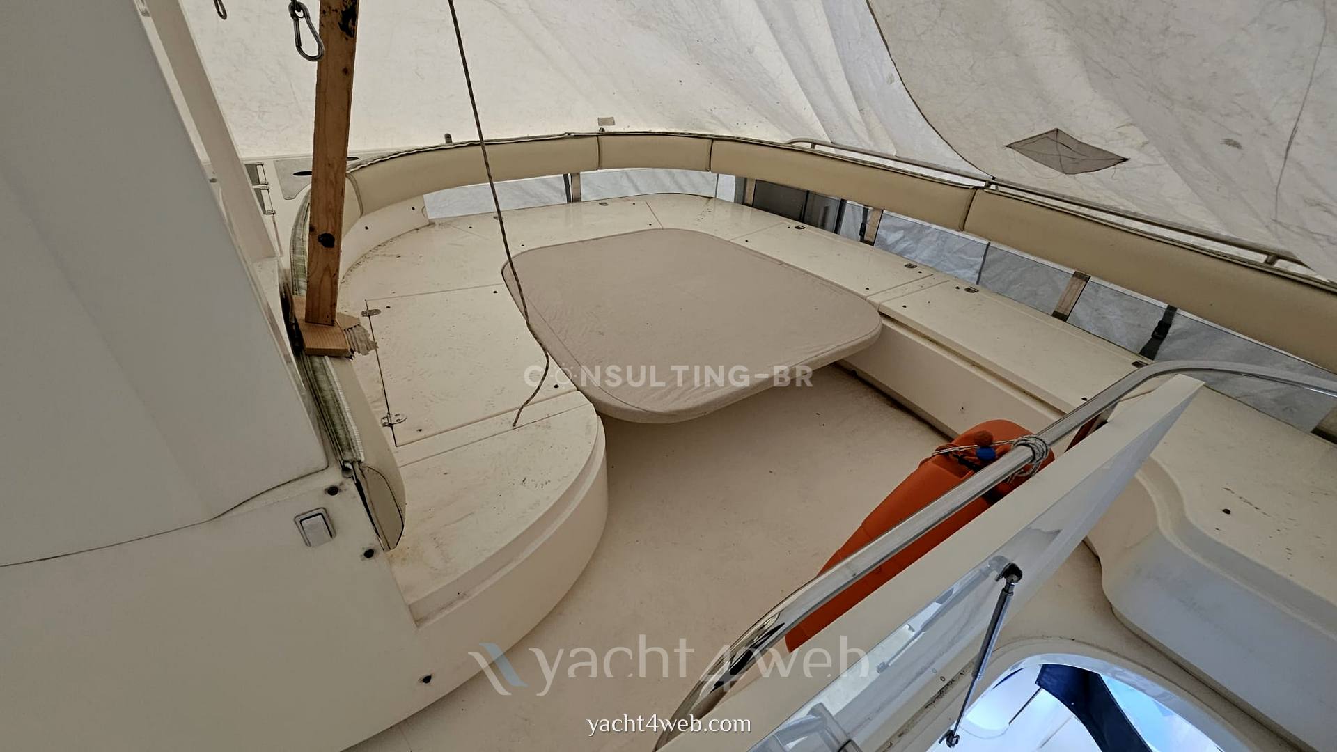 Fairline Squadron 58