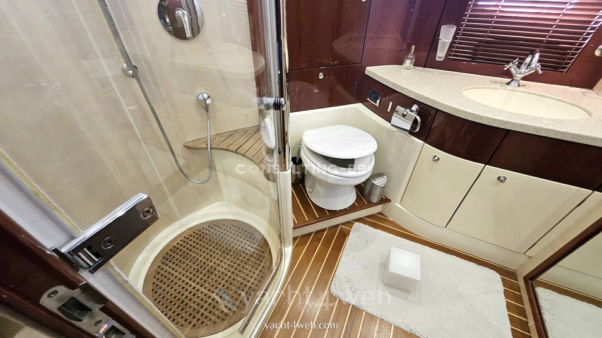 Fairline Squadron 58