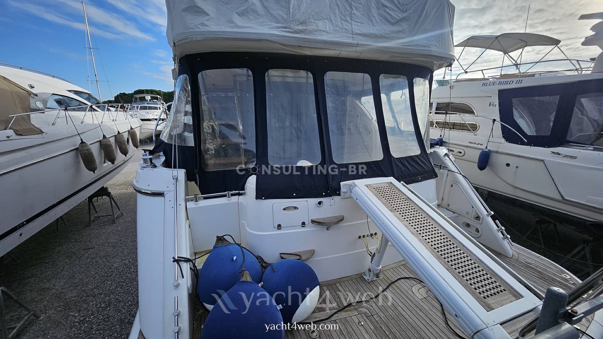 Fairline Squadron 58