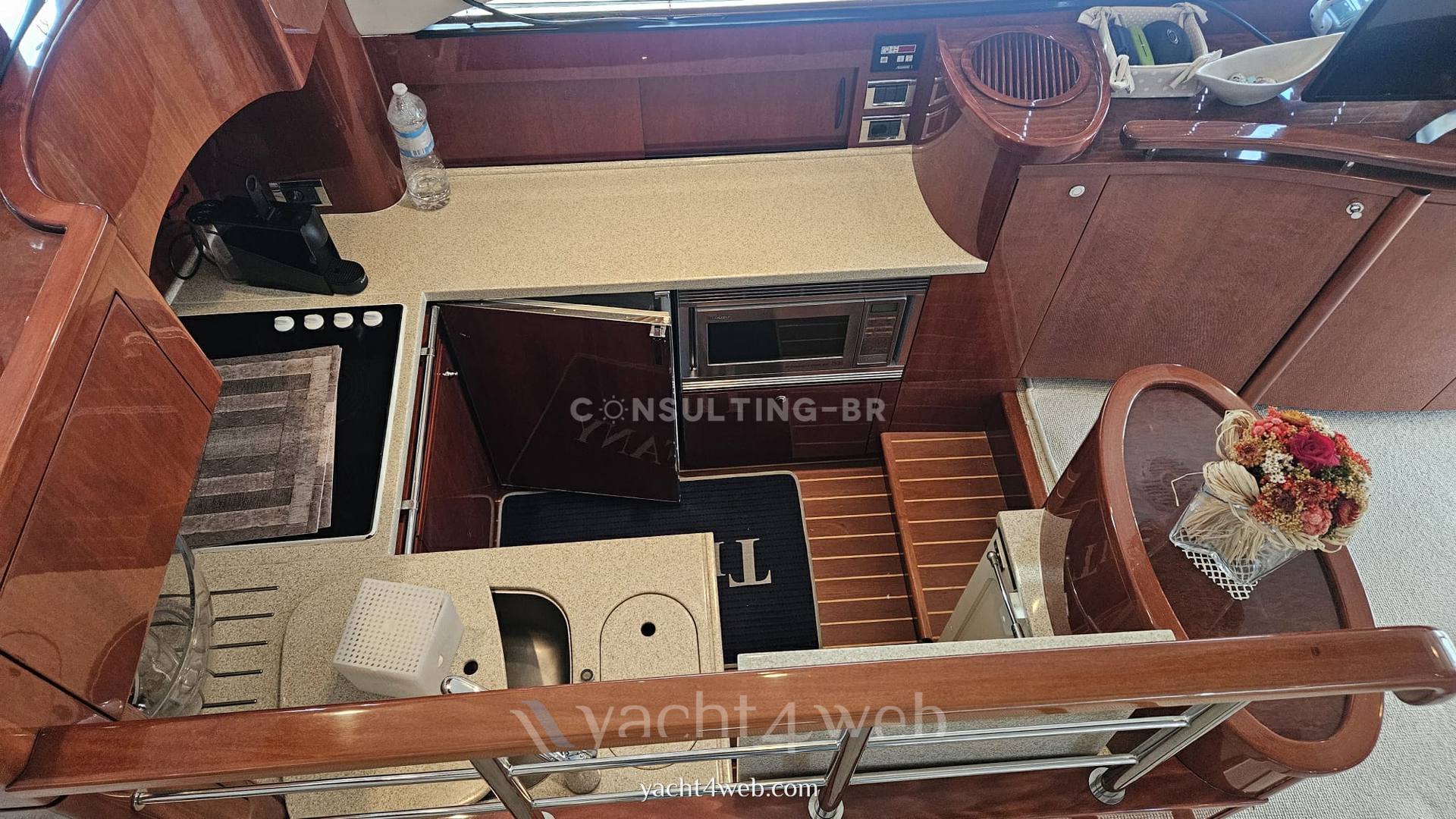 Fairline Squadron 58