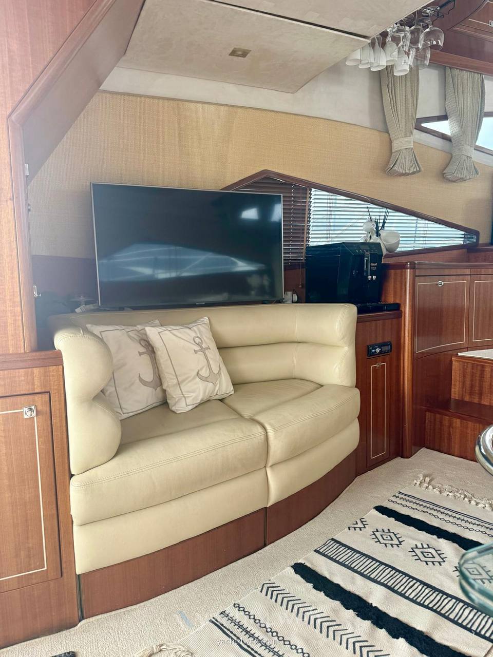 Galeon 530 fly