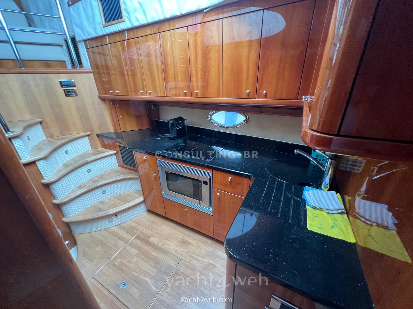 Sunseeker Manhattan 52