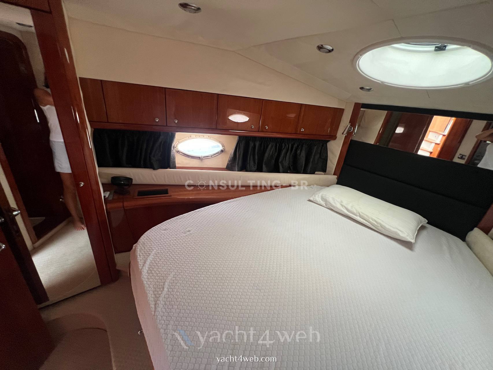 Sunseeker Manhattan 52