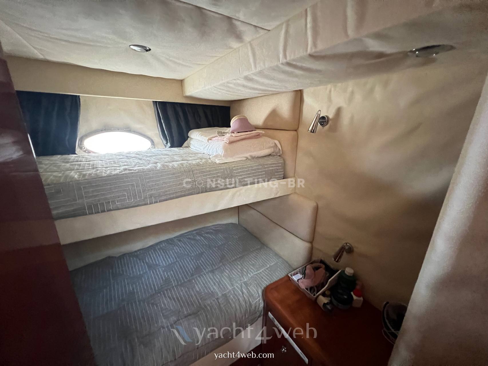 Sunseeker Manhattan 52