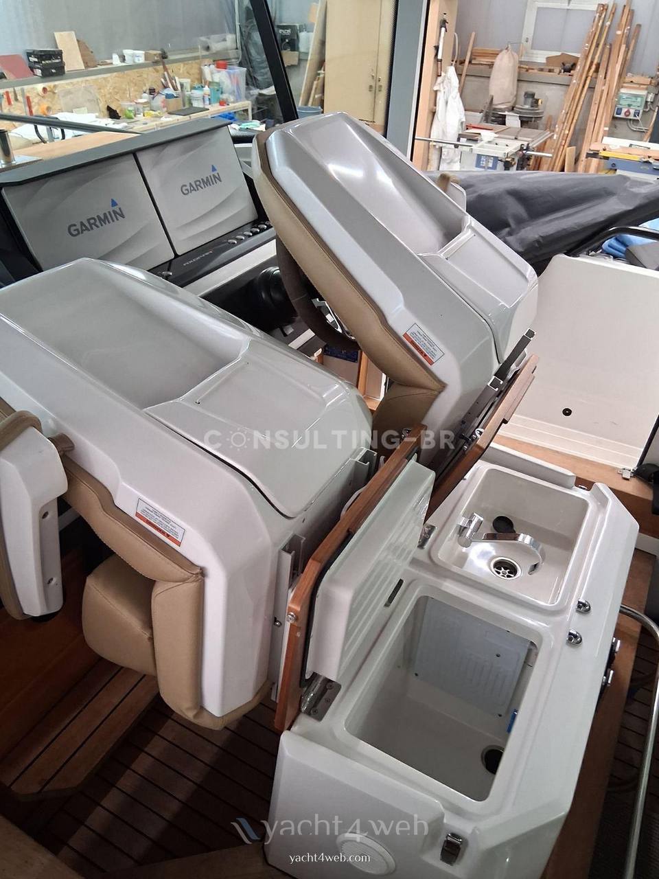 Axopar 28 cabin brabus line