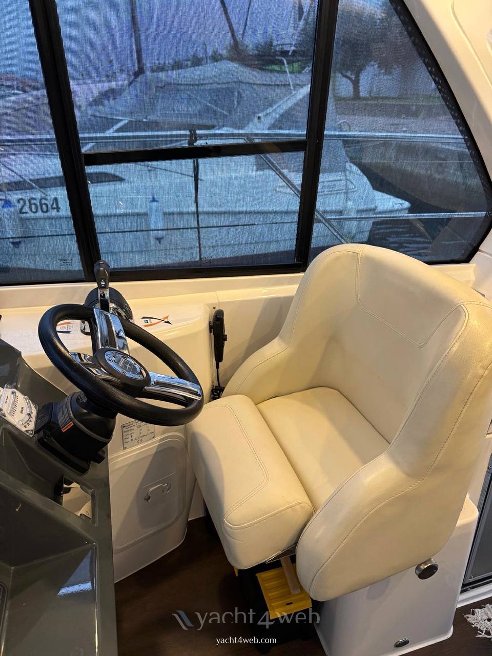 Bavaria Sport 360 ht Barco a motor usado para venda