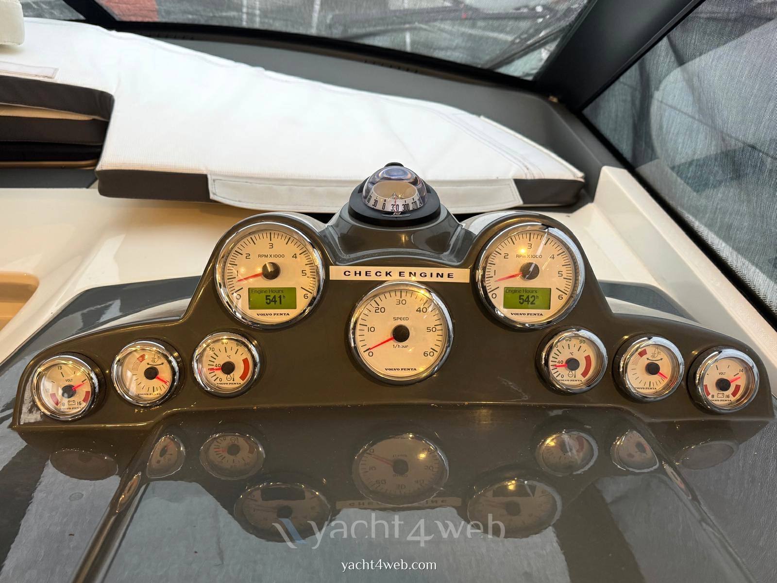 Bavaria Sport 360 ht barco a motor